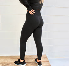 Load image into Gallery viewer, Pippa Long Sleeve Athletic Set- Black